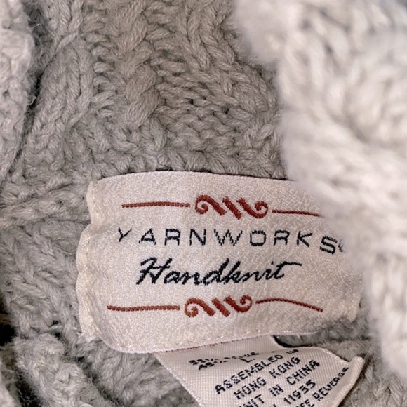 Yarnworks hand knit sweater size large - Picture 4 of 7